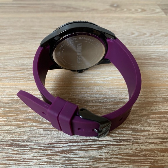 Steve Madden Purple Silicone Strap Embossed Logo Watch - Picture 8 of 11